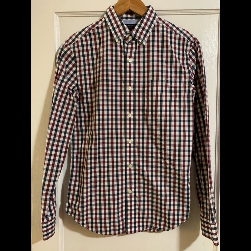 Banana Republic Long Sleeve Button Down Plaid Shirt, size Small
